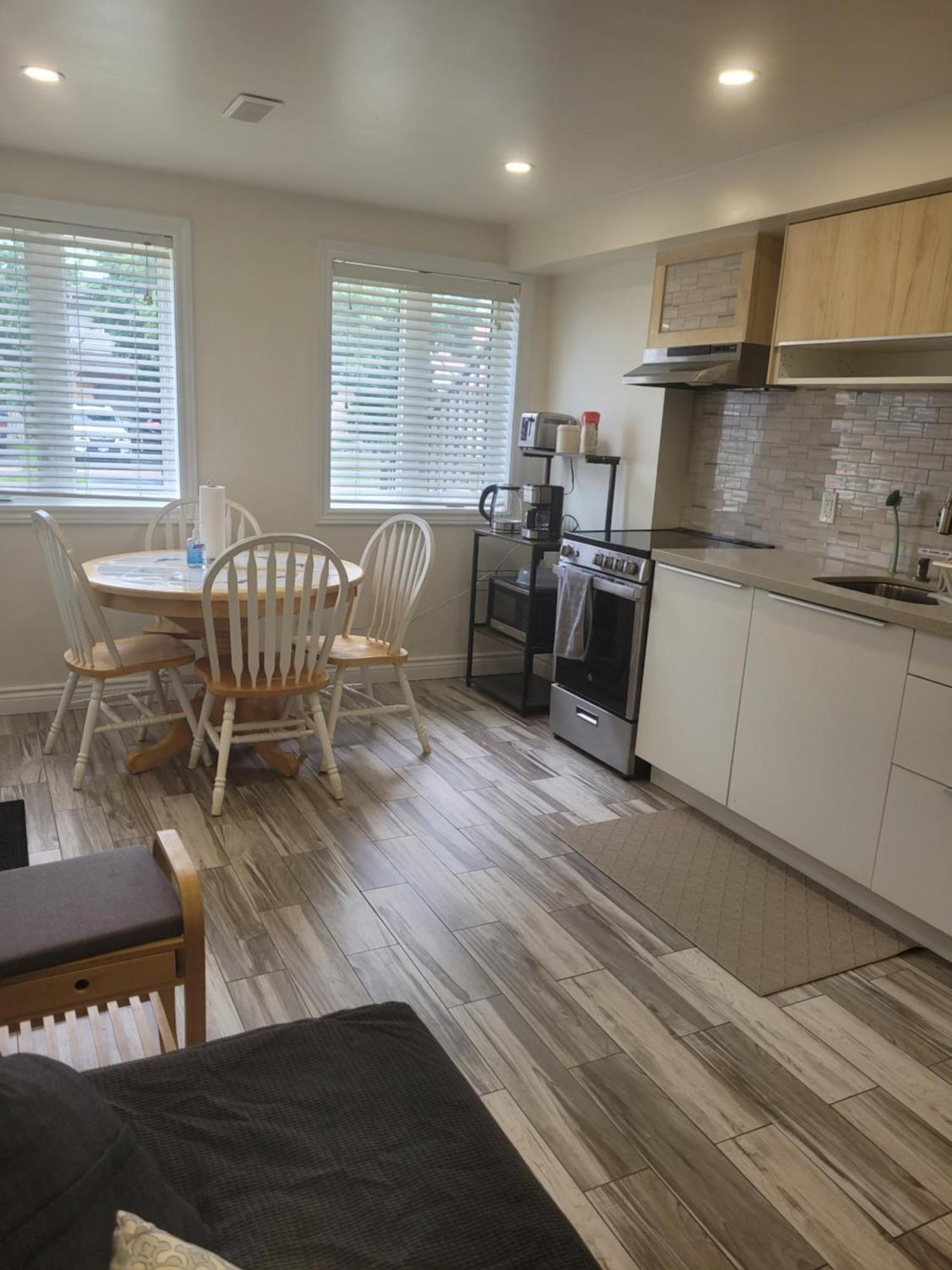 Modern Studio With Kitchenette And Bath Guelph Luaran gambar
